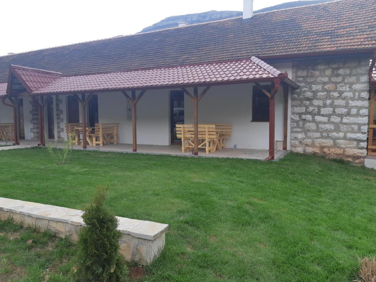 Apartmani Gmitrovic Rtanj Esterno foto