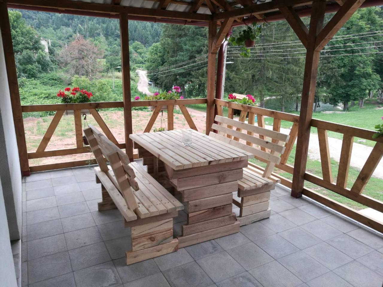 Apartmani Gmitrovic Rtanj Esterno foto